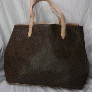 DKNY Bryant Carryall Tote Bag Handbag Driftwood Brown Tan Shoulder Logo Print